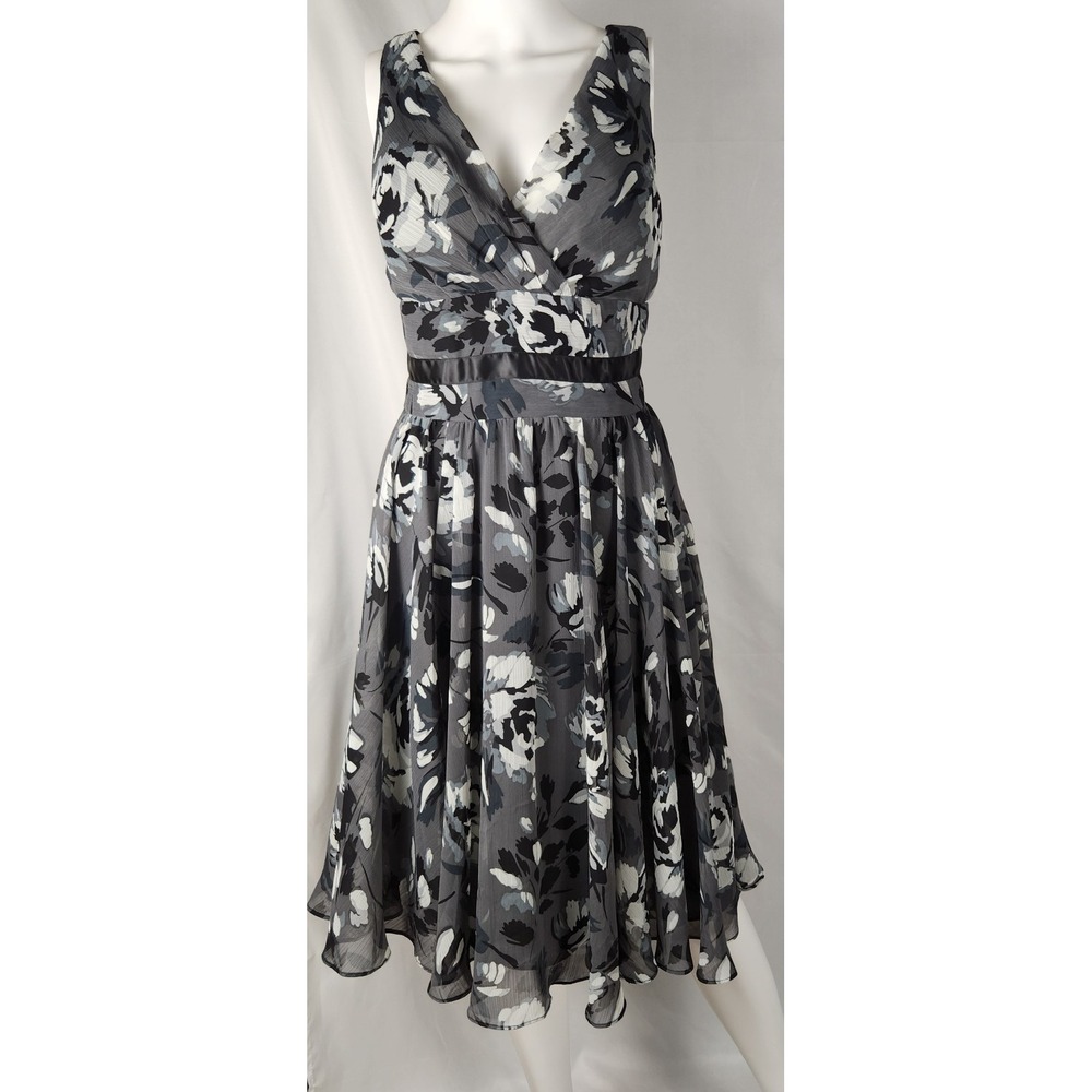 Studio I Floral Print Surplice Bust Fit & Flare Dress 8